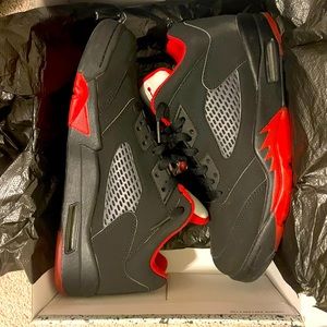 Jordan 5 “Alternate 90”